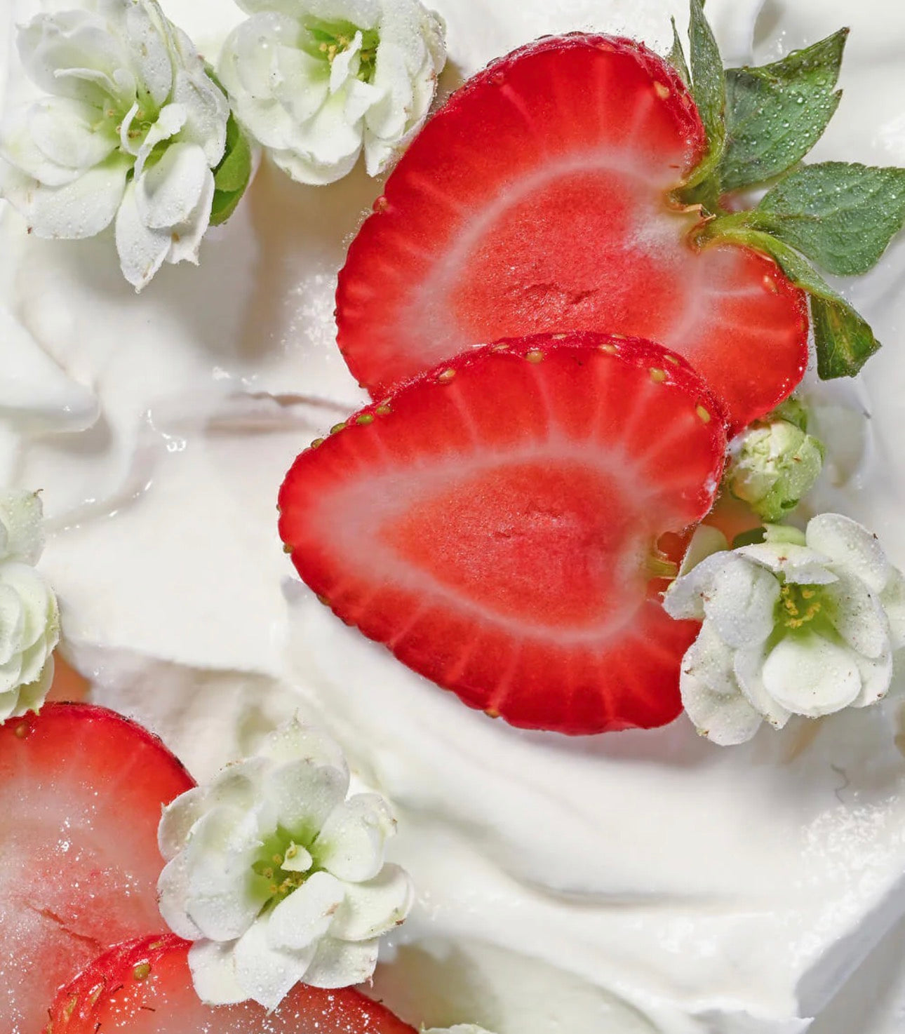 EOS Strawberry Dream Body Lotion 473ml